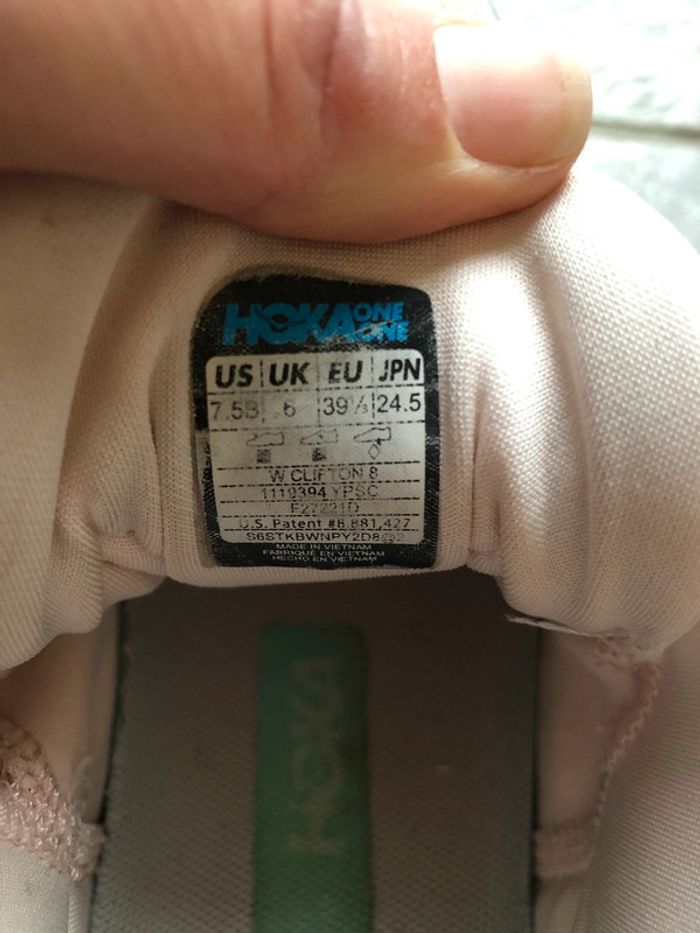 220 - chaussures HOKA - photo numéro 9