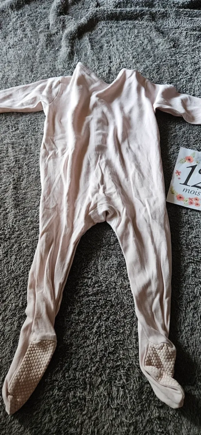 Pyjama 1 pièce 12 mois - photo numéro 4