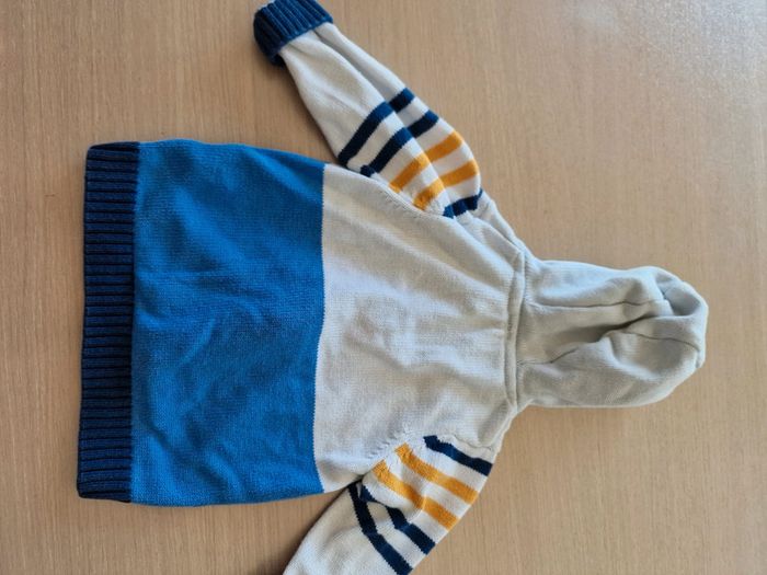 Pull et gilet - photo numéro 7