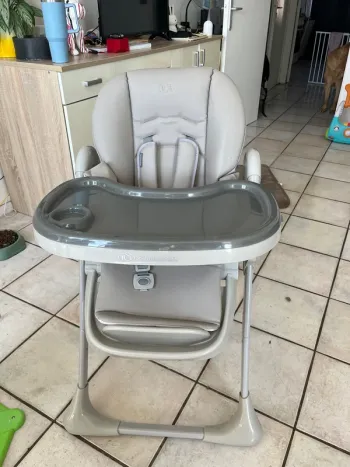 Chaise haute bébé yummy kinderkraft