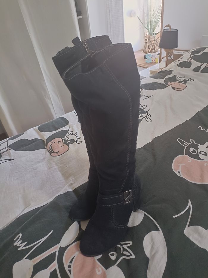 Botte noire - photo numéro 2