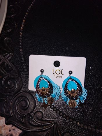 BO turquoise