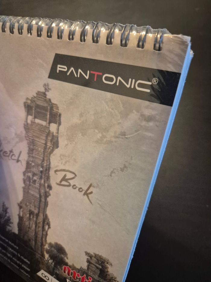 Sketch book - photo numéro 2