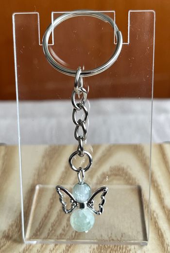 Porte clé ange  gris blanc