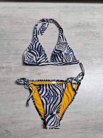 Maillot de bain bikini 2 pièces zébré bleu Morgan neuf indiqué taille 36 mais convient à un 34