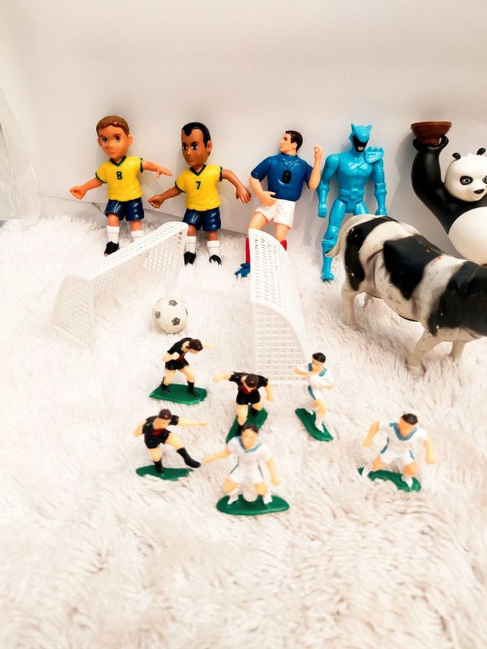 Lot de 26 figurines diverses - photo numéro 5