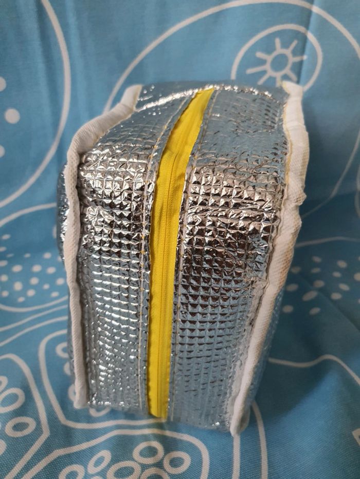 🐥 Sac À Déjeuner Pliable Jaune Kawaï 🐣 Isotherme et Léger pour Garçons et Filles - photo numéro 10