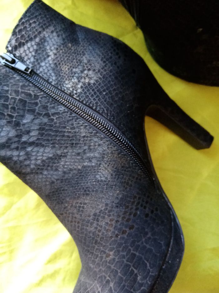 🖤 BOTTINES NOIRES A TALONS HAUT 10 cm. Pointure38. MY BOTEGA. - photo numéro 4