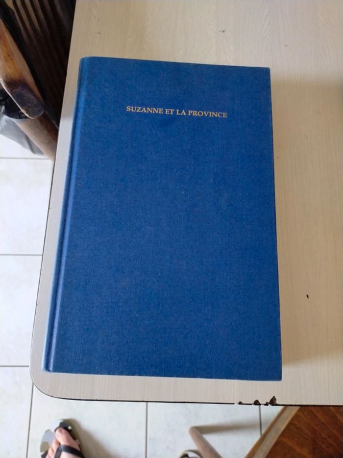 Suzanne et la province