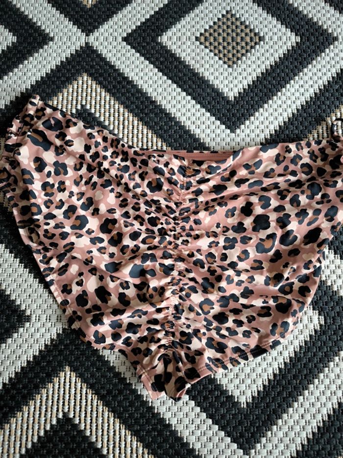 Bas de maillot de bain léopard neuf taille 46 - photo numéro 3