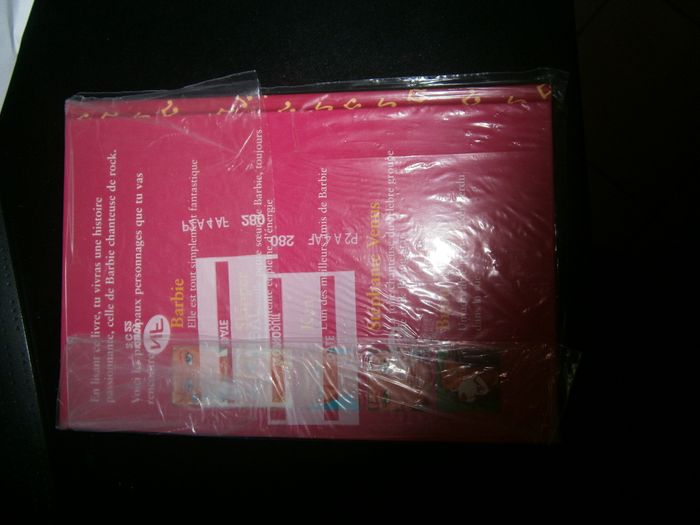 Livre BARBIE chanteuse de rock de 4 à 9 ans - photo numéro 3