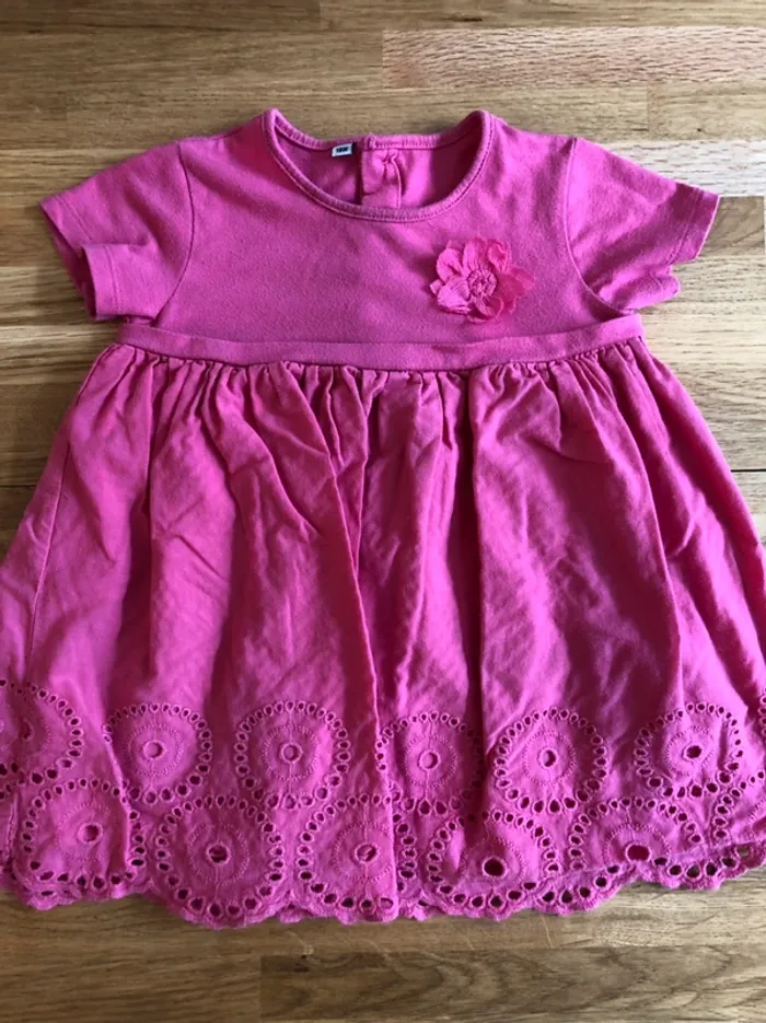 Robe rose