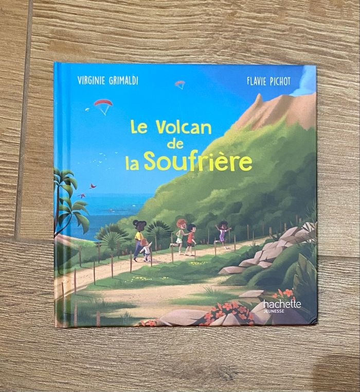 Livre le volcan de la Soufrière