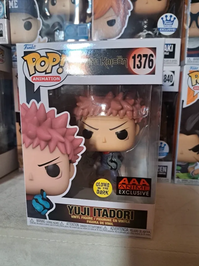 Yuji Itadori Glow in the Dark