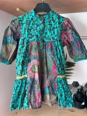 💚 Élégante robe Catimini verte à manches longues – Taille 4 ans 💚