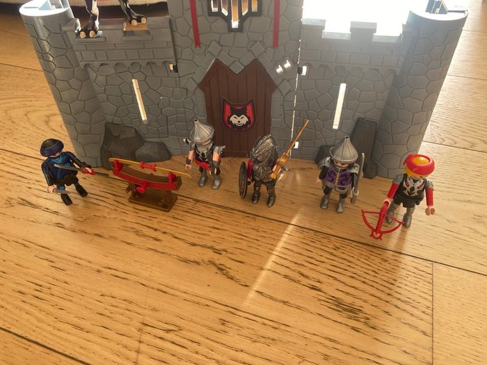 Playmobil chevalier - photo numéro 2