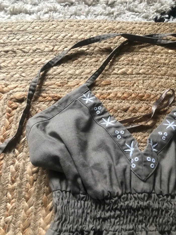 Robe dos nu - photo numéro 3