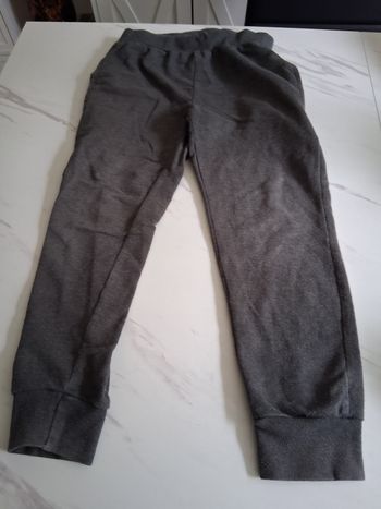 Pantalon jogging gris " t- 6 ans" marvel Spider-man