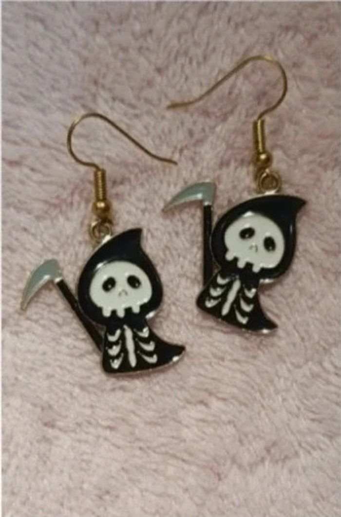 Boucles d'oreilles faucheuse - photo numéro 5