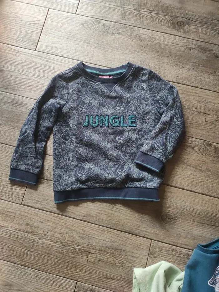 Pull 4 ans sergent major.