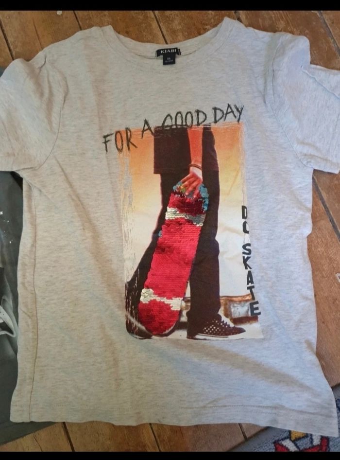 Lot de 2 tee-shirts 👕 - photo numéro 3