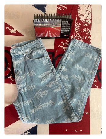 Pantalon Bershka bleu clair motif ville taille S