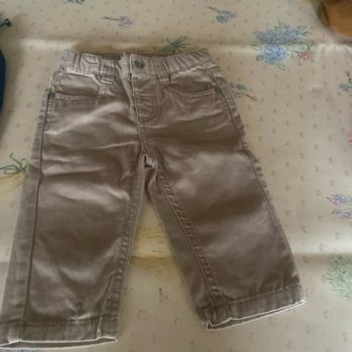 Lots 1 pantalon Jeans  6mois  68cm  marron - photo numéro 4