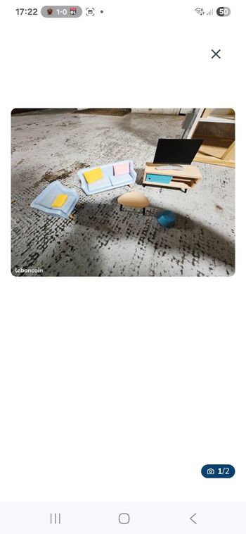 Accessoires "salon"  pour compléter la maison de poupée en bois Lidl