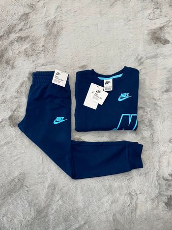 Ensemble Nike Pull + jogging bleu - Taille 6-7ans