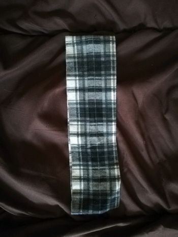 Bandeau noir, gris et blanc