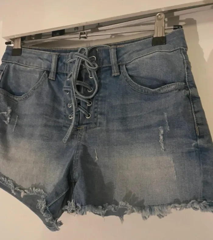 📦 Lot de 2 shorts femme - Taille XS - Très bon état - photo numéro 3