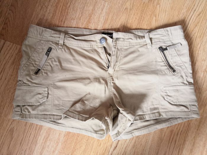 Mini short sexy beige clair Jennyfer T40 W30 neuf