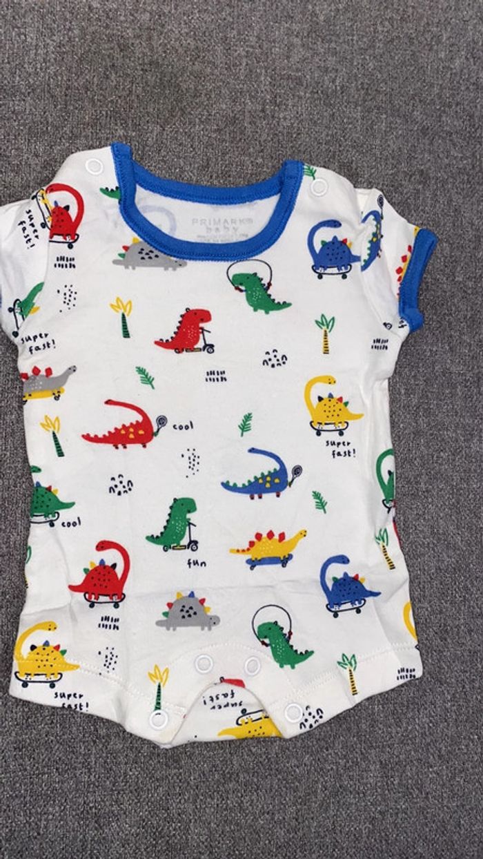 Combishort dinosaures neuve