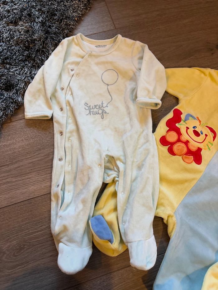 lot pyjamas six mois - photo numéro 2
