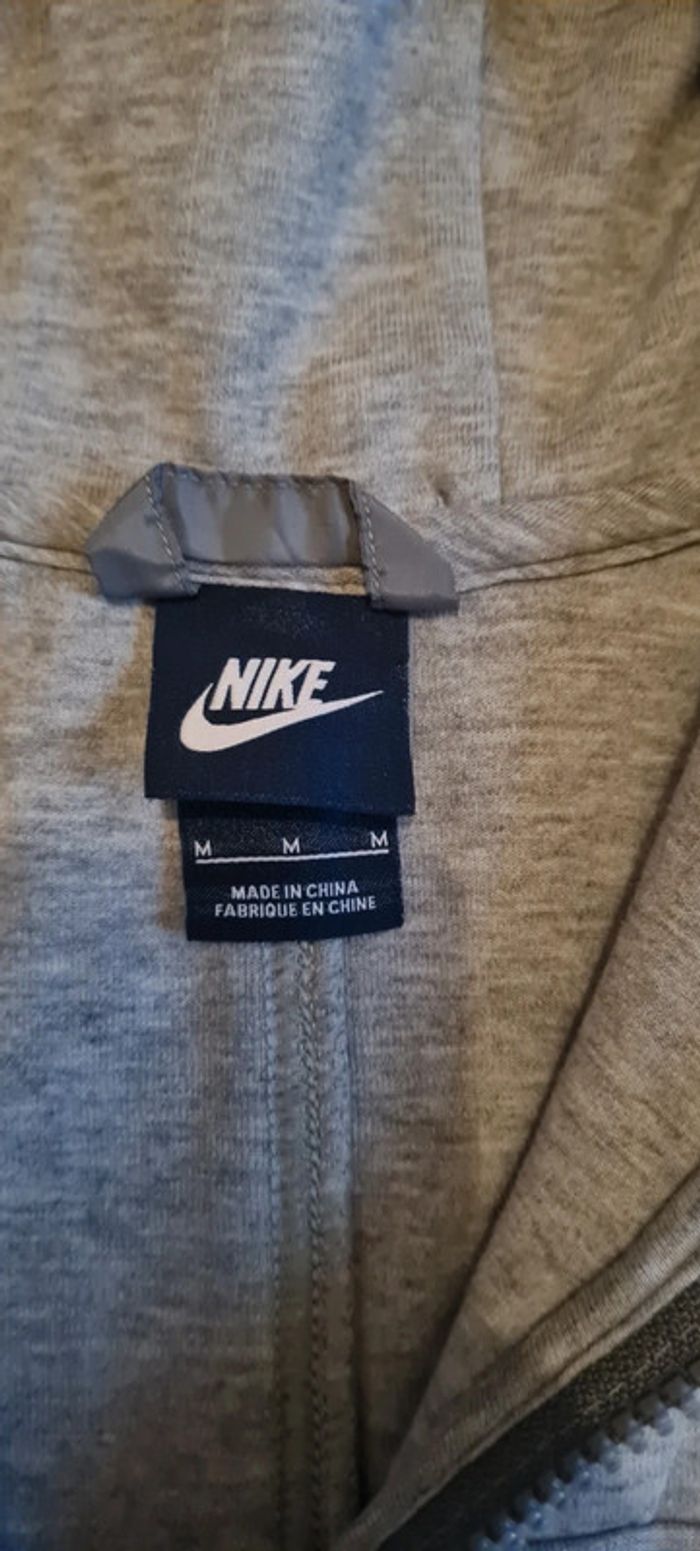 Veste à capuche Nike femme taille 38 - photo numéro 3