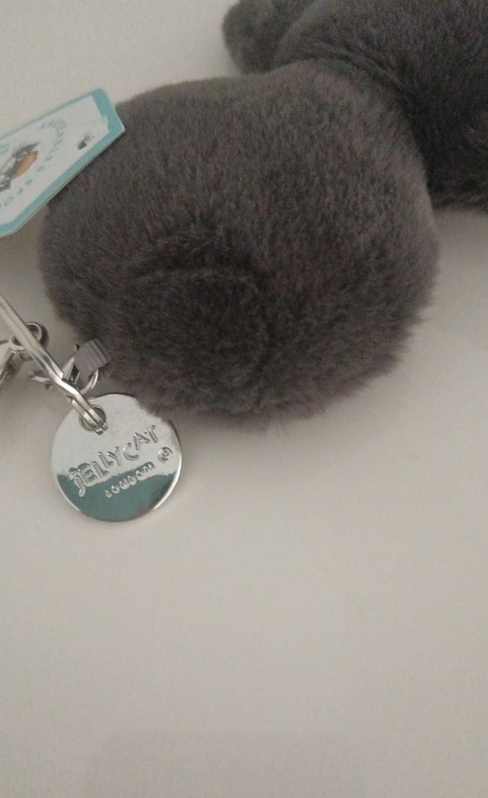 Peluche pendentif Jellycat Bob le squelette - photo numéro 6