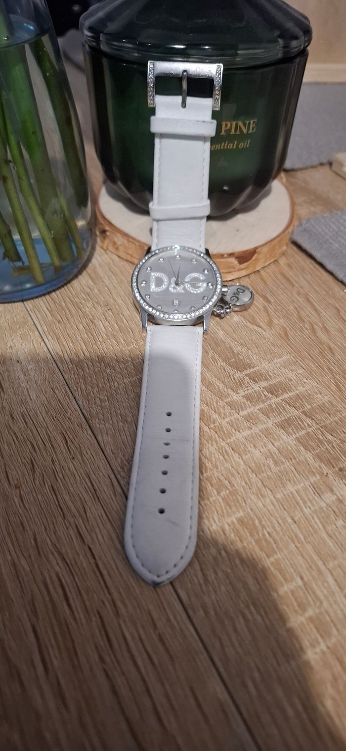 Montre D&G - photo numéro 2
