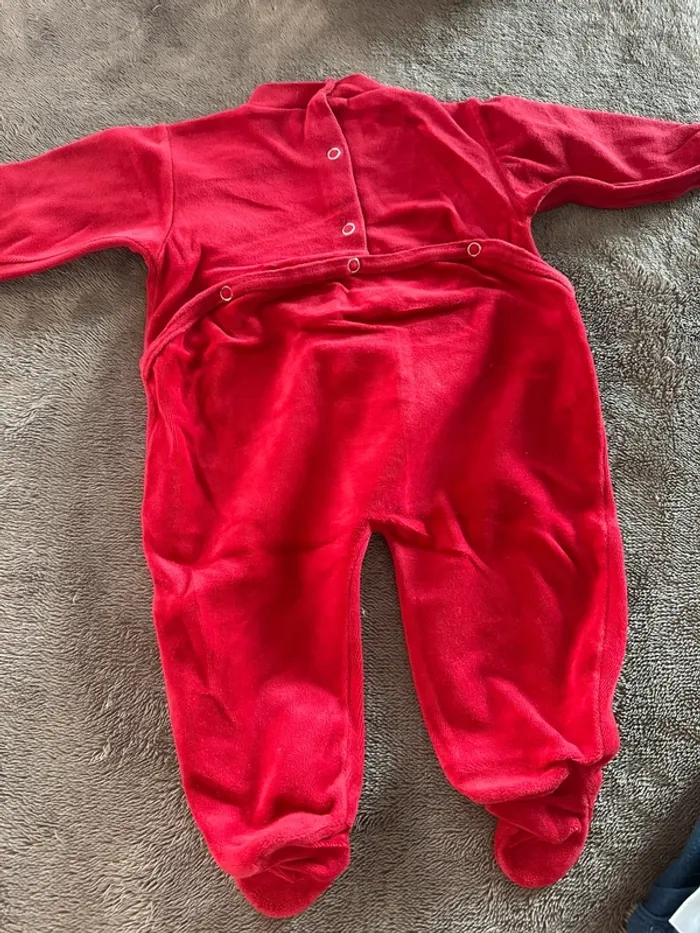 Pyjama 6 mois - photo numéro 2