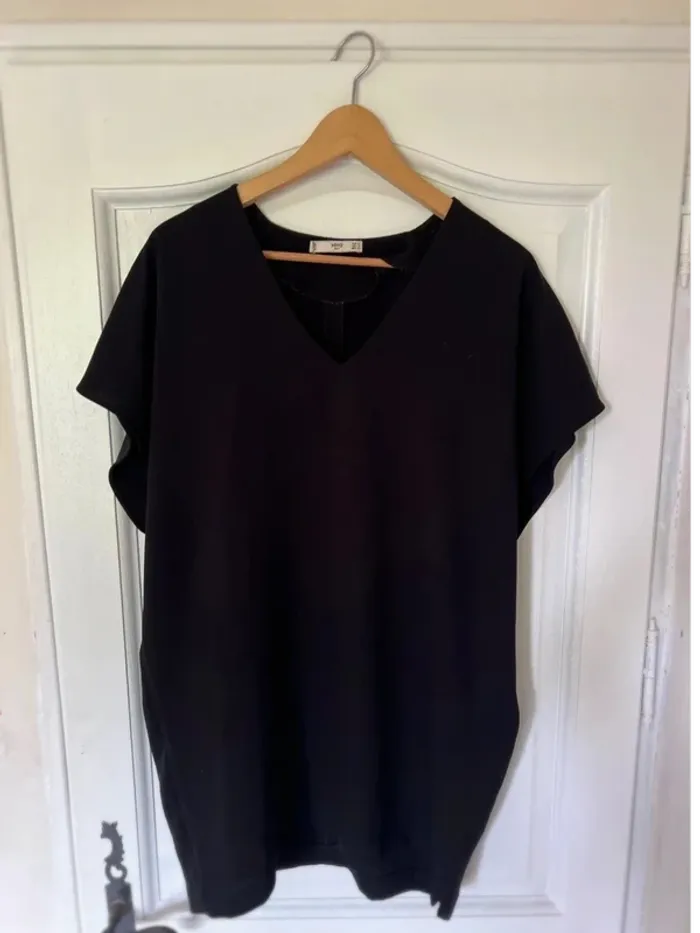 Sublime robe noir - taille S - très bon état - mango