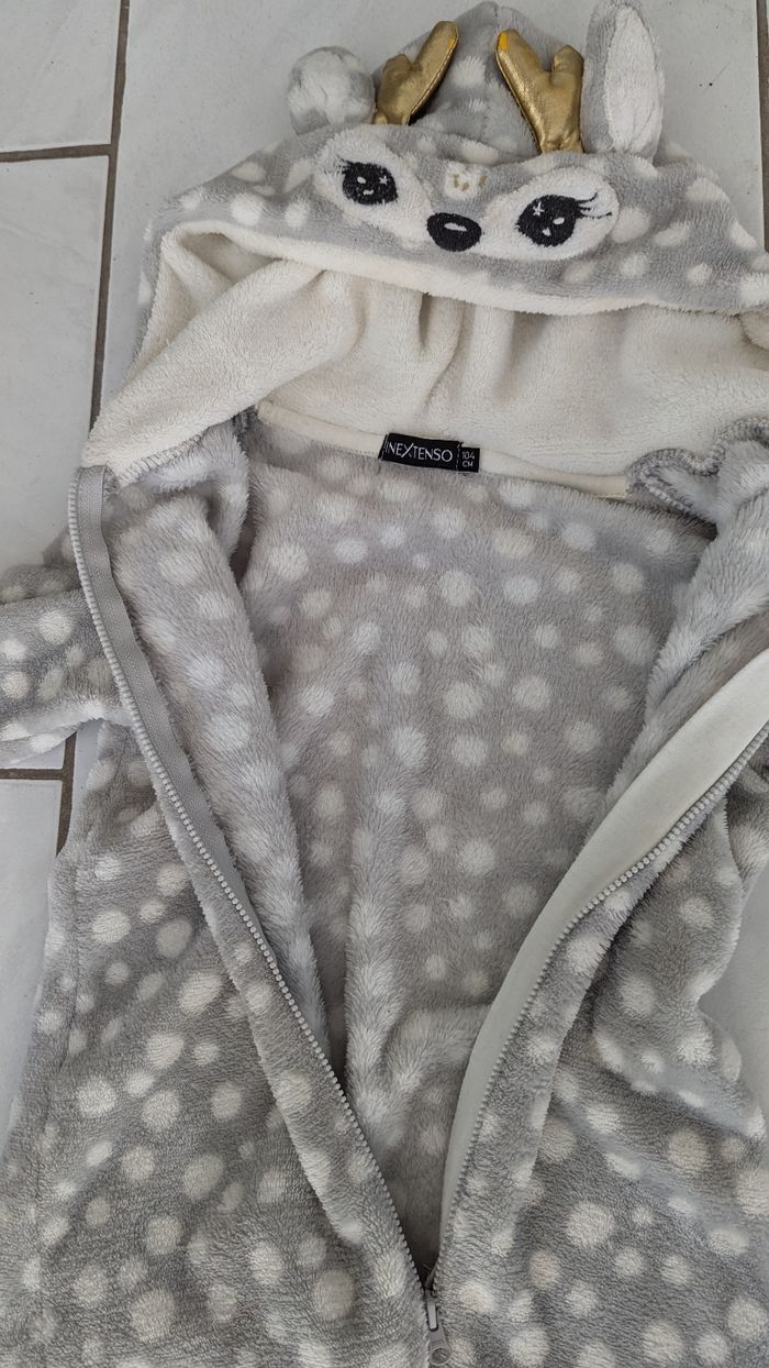 Sur pyjama ou déguisement renne - photo numéro 3
