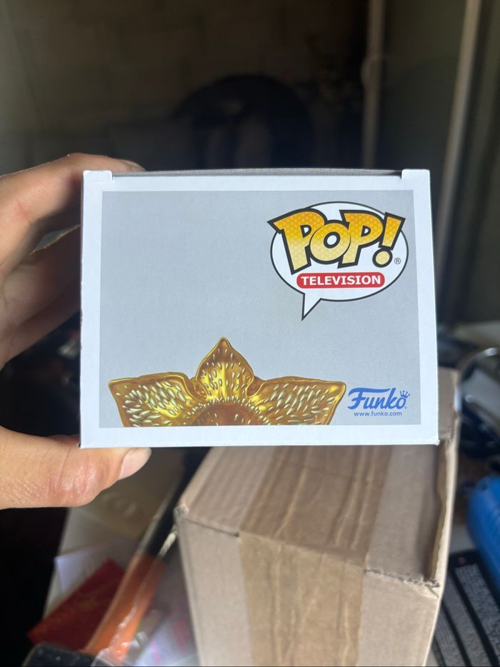 Figurine pop supreme limited edition : stranger things – demogorgon (gold) funko #1789 - photo numéro 5