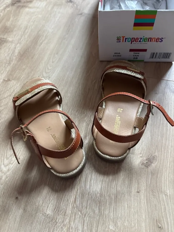 Sandales Les tropeziennes fille pointure 28 - photo numéro 5