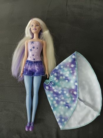 Barbie color revel fairy fee peel très bon état