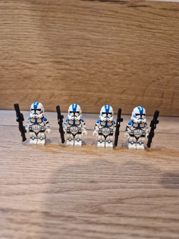 Figurines type lego 4 clones de la 501ème star wars
