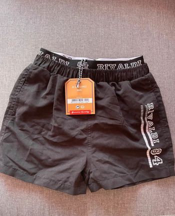 Short de bain neuf noir Rivaldi 8 ans