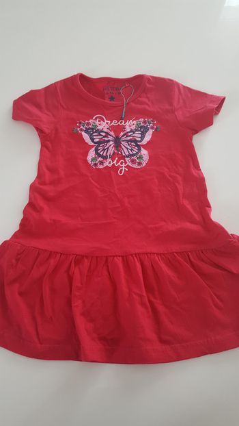 Robe rouge motif papillon / 3 ans