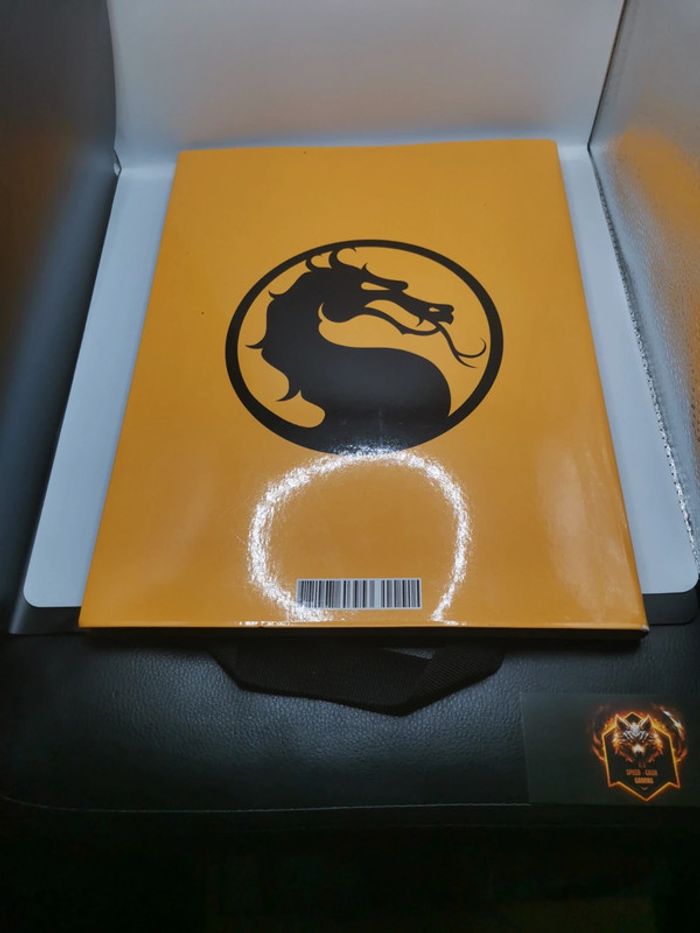 Steelbook + Book special mortal kombat X - photo numéro 15