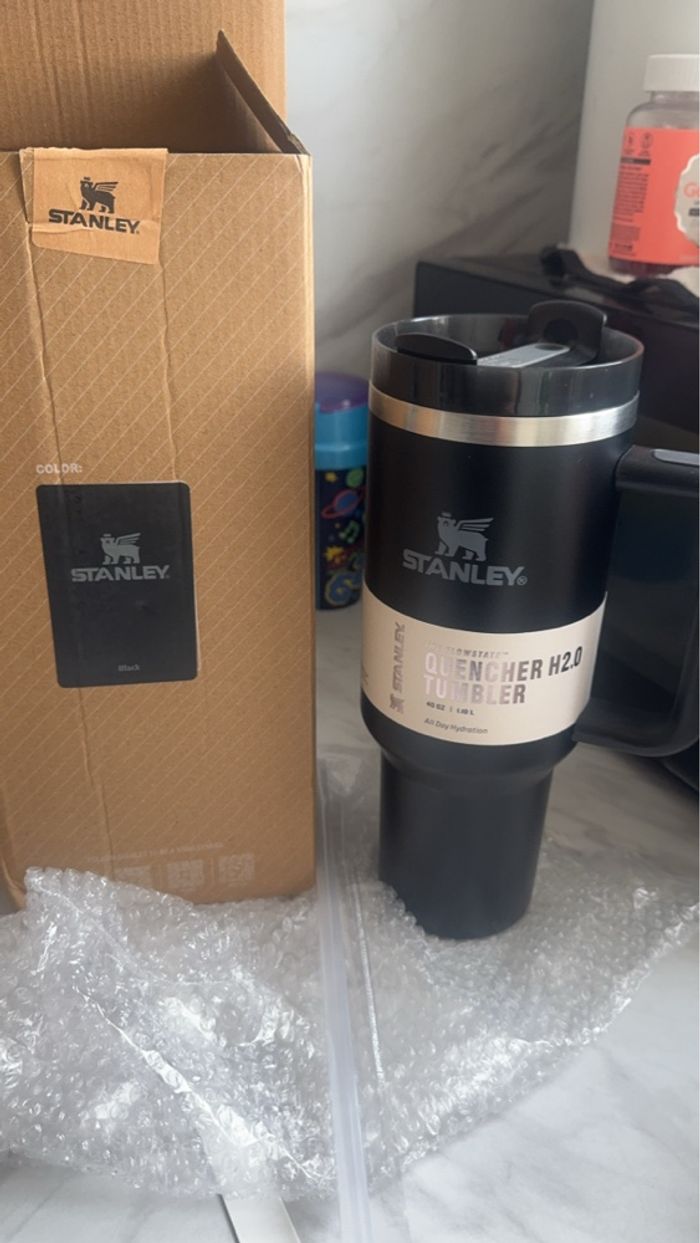 Gourde Stanley - photo numéro 2