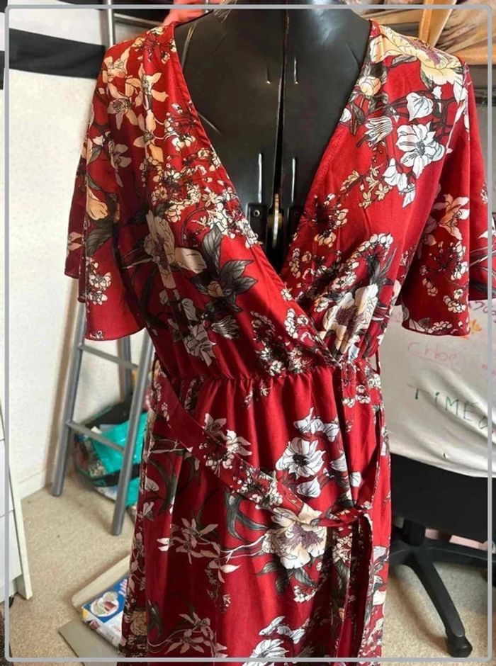 Magnifique robe fleurie taille 38 marque ranlege - photo numéro 3