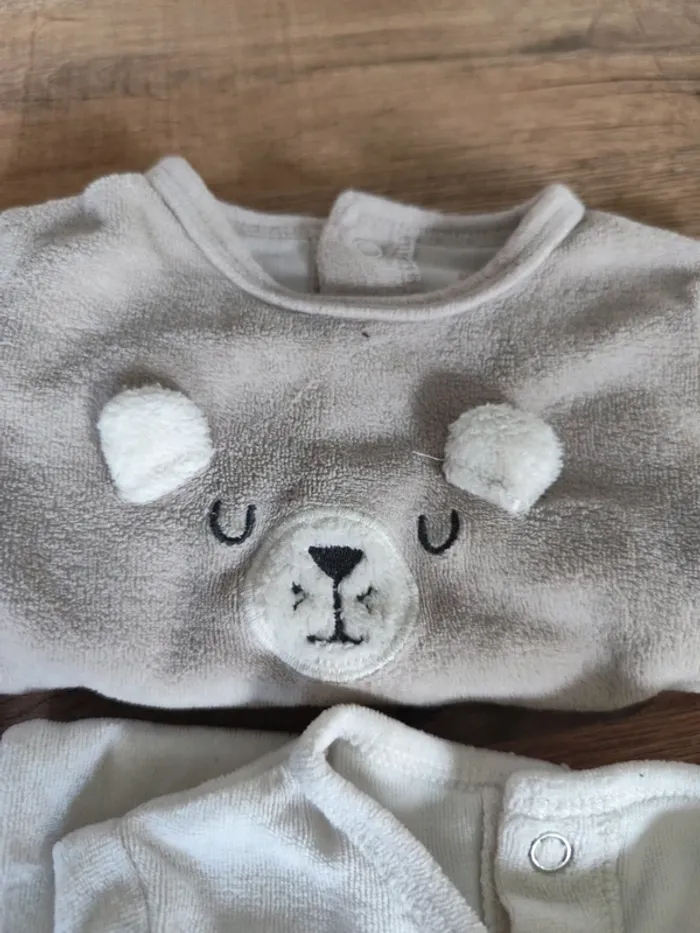 Lot de pyjamas Kiabi 1 mois mixte fille - photo numéro 4